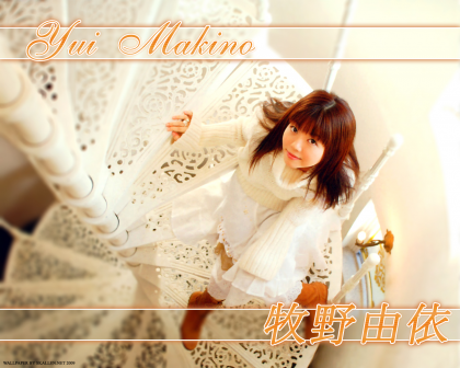 My third Yui Makino Wallpaper, wohoo!!